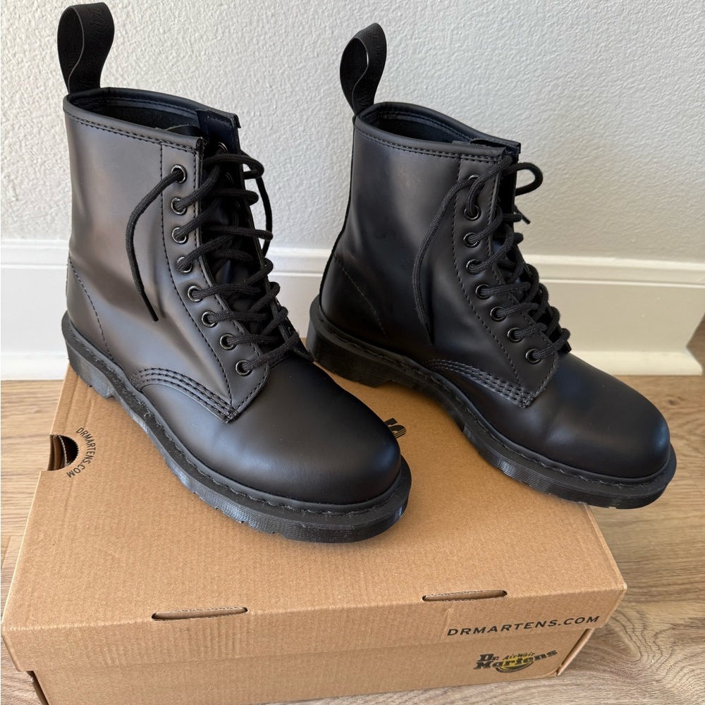 Dr. Martens 1460 Mono